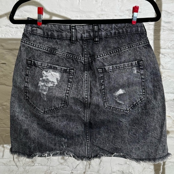 SEROYA Alli Black Jean Ripped Skirt - Picture 5 of 9